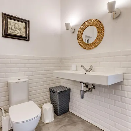 Lägenhet Designer 1br With Private Balcony In By 360 Estates