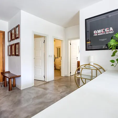 Lägenhet Designer 1br With Private Balcony In By 360 Estates Gharghur