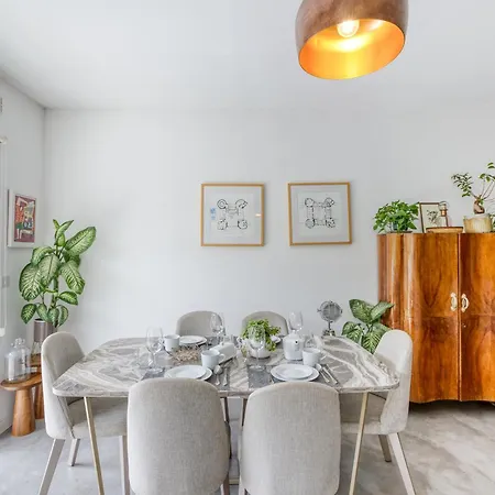Designer 1br With Private Balcony In By 360 Estates *