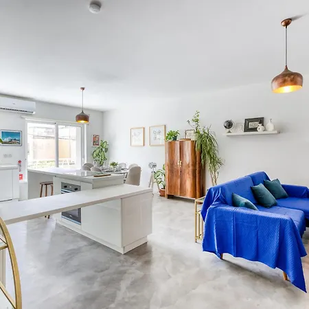 Lägenhet Designer 1br With Private Balcony In By 360 Estates Gharghur